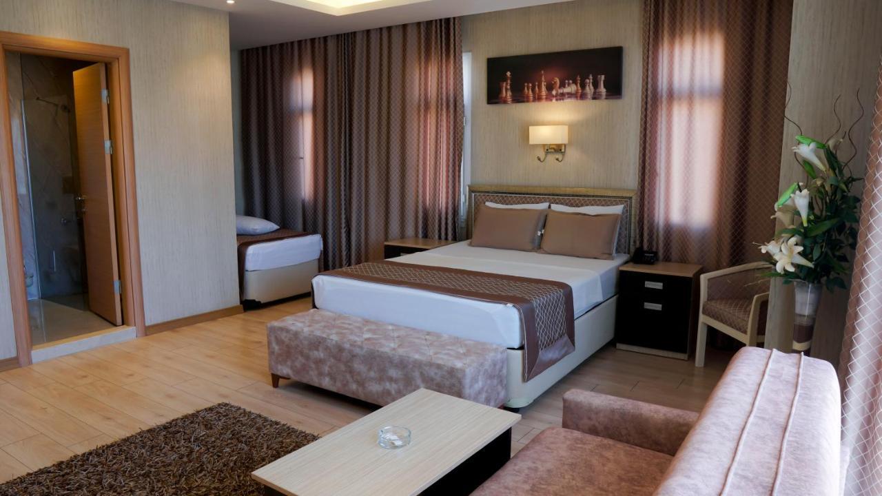 Othello Otel Mersin (Mediterranean)
